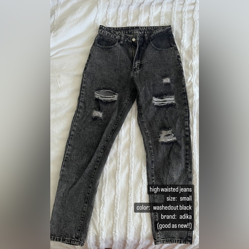 High waisted black jeans